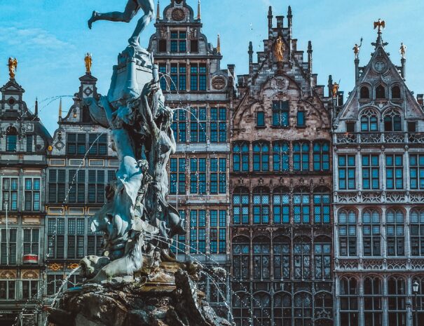 During the walking tour you will visit the Market Square of Antwerp